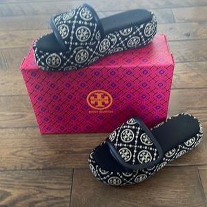 EUC Tory Burch Slides (sz 8.5)